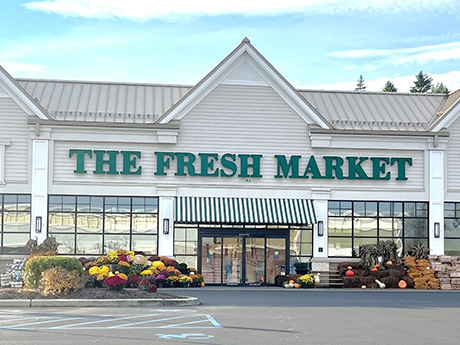 IPA Brokers .9 Million Sale of Shopping Center in Latham, New York