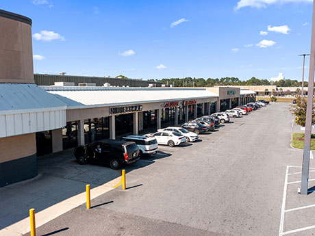 Commonwealth Shopping Center